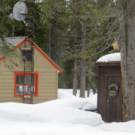 Hi Mosquito Creek - Wilderness Hostel Lake Louise Exterior foto